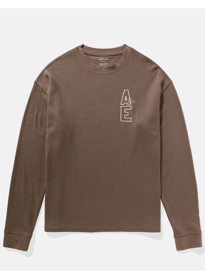 American Eagle AE Oversized Long-Sleeve Elevated Logo Graphic Thermal T-Shirt - Image 3