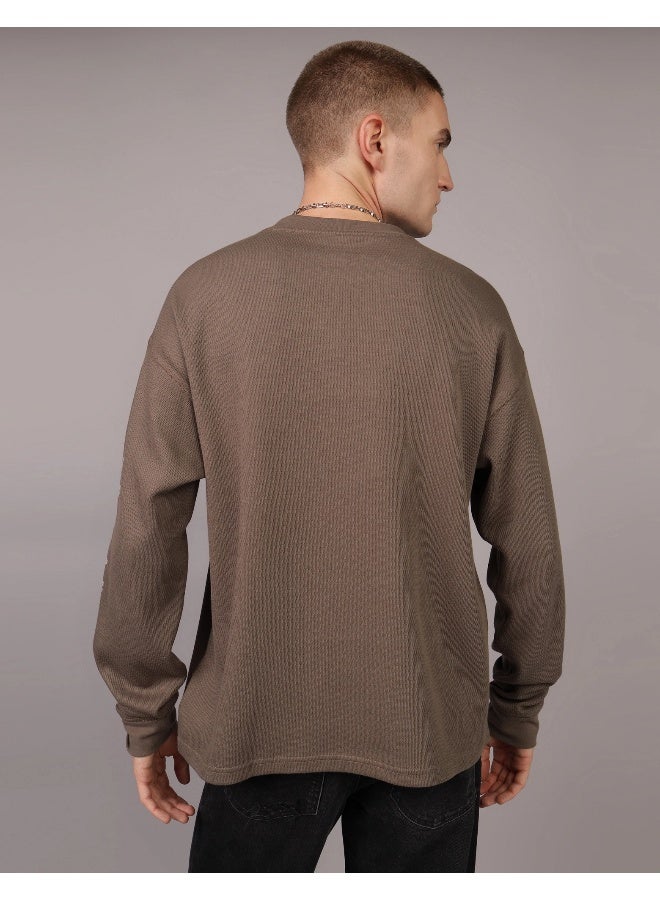 American Eagle AE Oversized Long-Sleeve Elevated Logo Graphic Thermal T-Shirt - Image 4