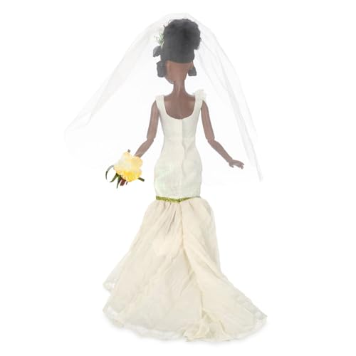 Disney Store Dolls & Games Princess Wedding Doll Set (Tiana & Prince Naveen) Princess Toys with Molded Details, Deluxe Wedding Costumes, Scenic Display Packaging and Accessories - Set of 2 - Image 5
