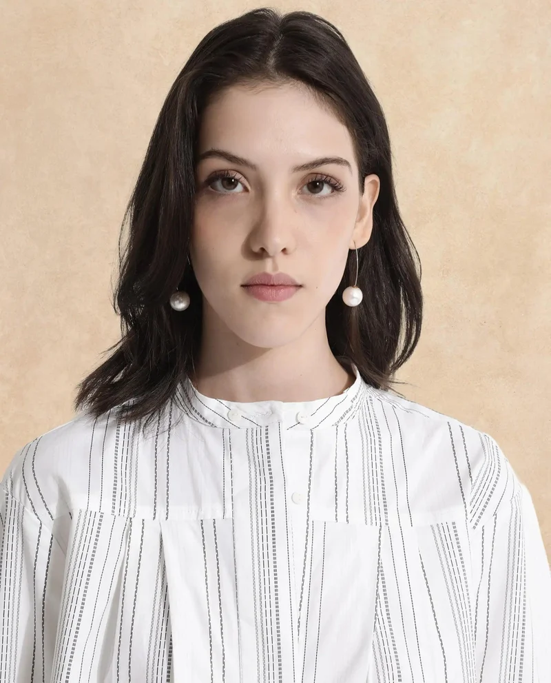 Rareism Women's Striped Mandarin Neck Top
