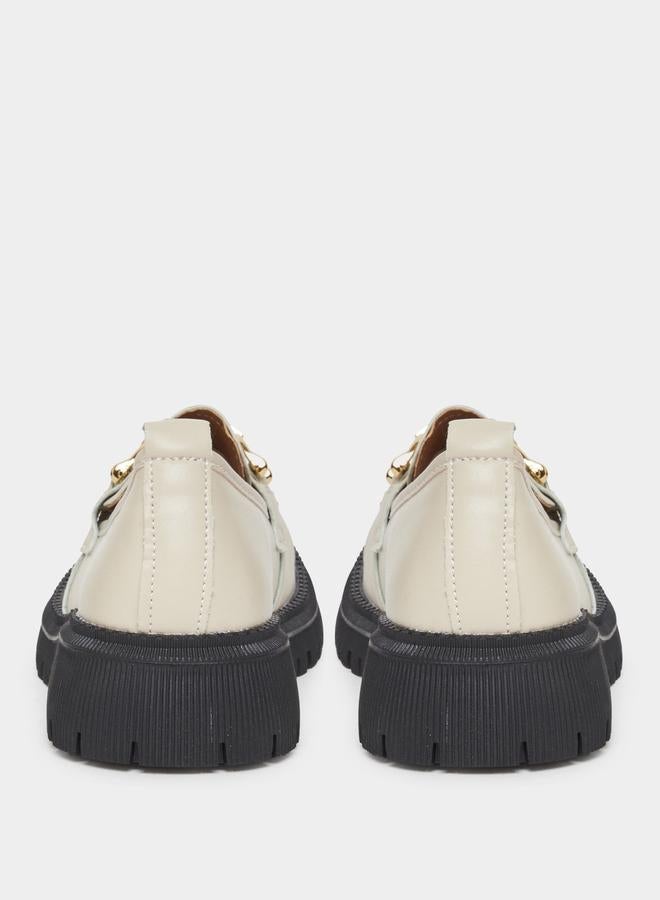 ستايلي حذاء لوفرز بنعل شانكي مُزين بتفاصيل معدن - Image 5