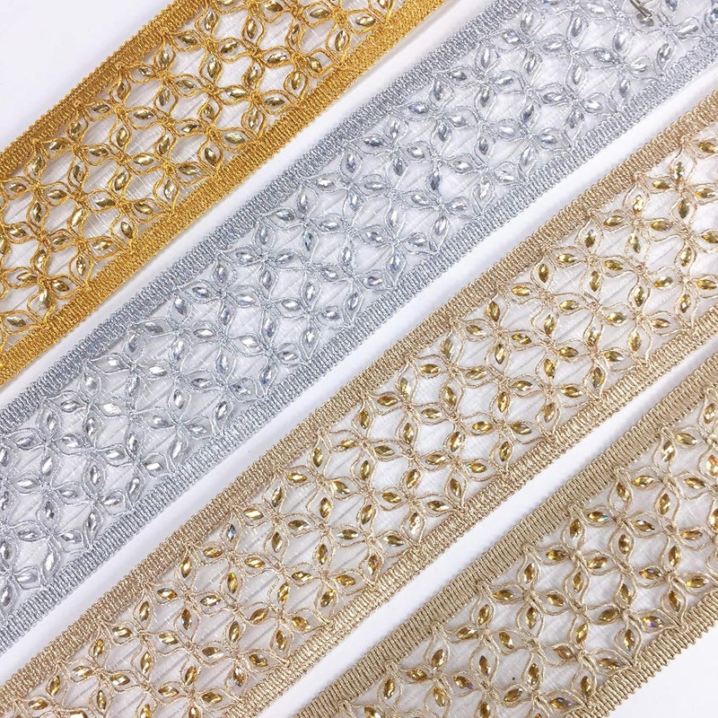 Lami لامي 9 متر كروشيه ذهبي كرواتيا دانتيل صيفي مع عمل يدوي لؤلؤ ماسي وزري/جاري ذهبي، شرائط زهور لتزيين المنزل، زينة هندية، تغليف احتفالي زخرفي - Image 3