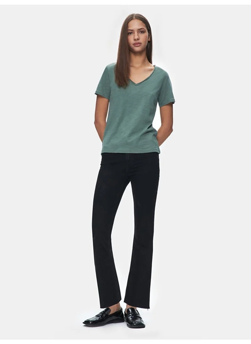 ال تي بي Green T-Shirt