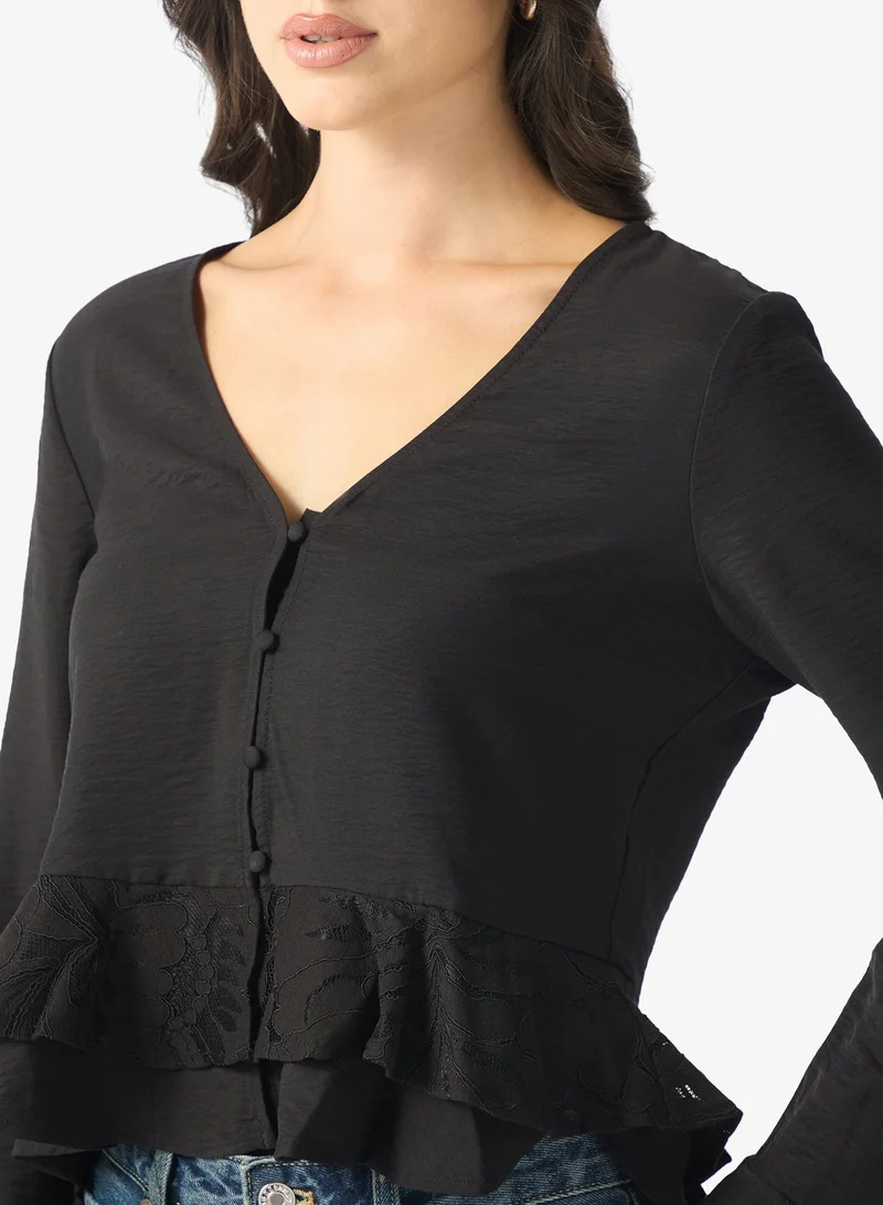 فيرو مودا بلوزة بأكمام طويلة وتفاصيل دانتيل من فيمبينجا