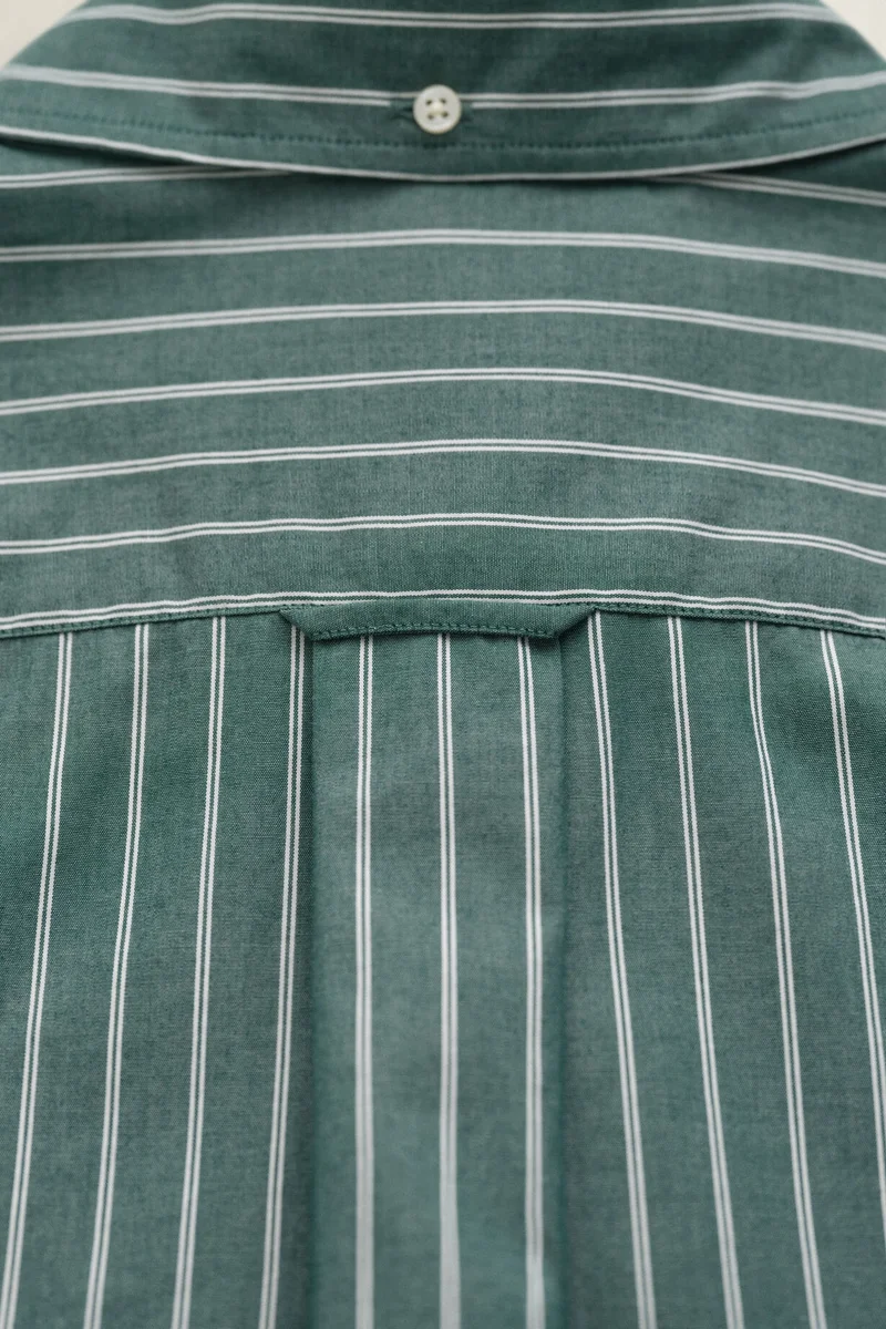 Gant  Reg Classic Poplin Stripe Shirt for Men | Best Price UAE