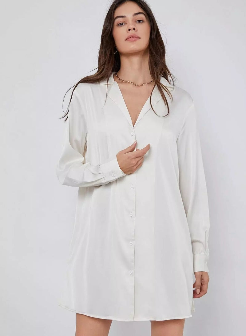 Notched Collar Single Breasted Solid Satin Long Blouse  - Image 1