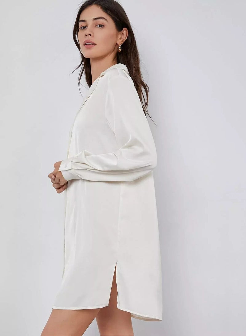 Notched Collar Single Breasted Solid Satin Long Blouse  - Image 3