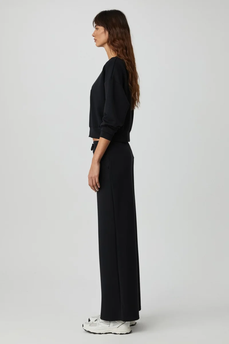جريميلانج Kierstan Women's Soft Basic Black Tracksuit