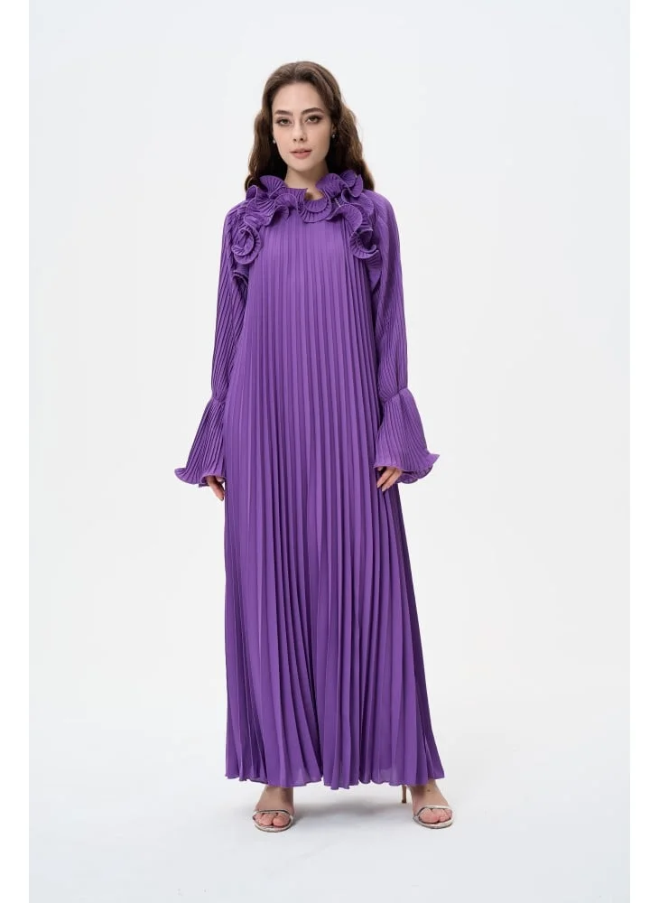 Tenda Dress with ruffled neckline