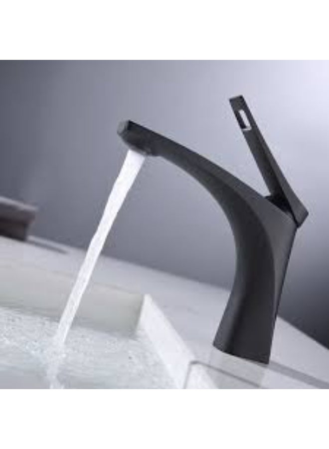 روما خلاط مغسلة فاخر من روما باللون الأسود – تصميم عصري أنيق للحمام مع تشطيب أسود فاخر - Image 1