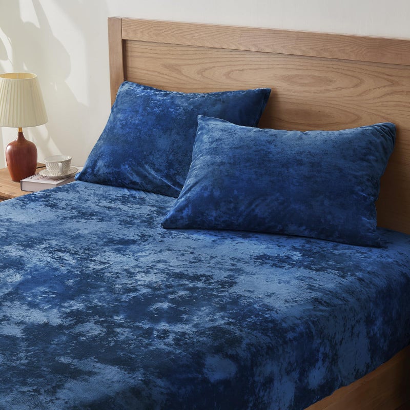 BEDELITE Velvet Fitted Sheet and Pillowcase Set Luxury Soft Fuzzy Bottom Sheet with Reinforced Elastic Corner Straps Deep Pocket up to 15 Inch 1 Fitted Sheet and 1 Pillowcase Twin Navy Blue - Image 2