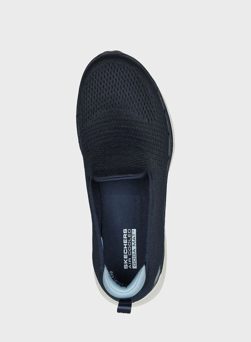 SKECHERS Go Walk 6