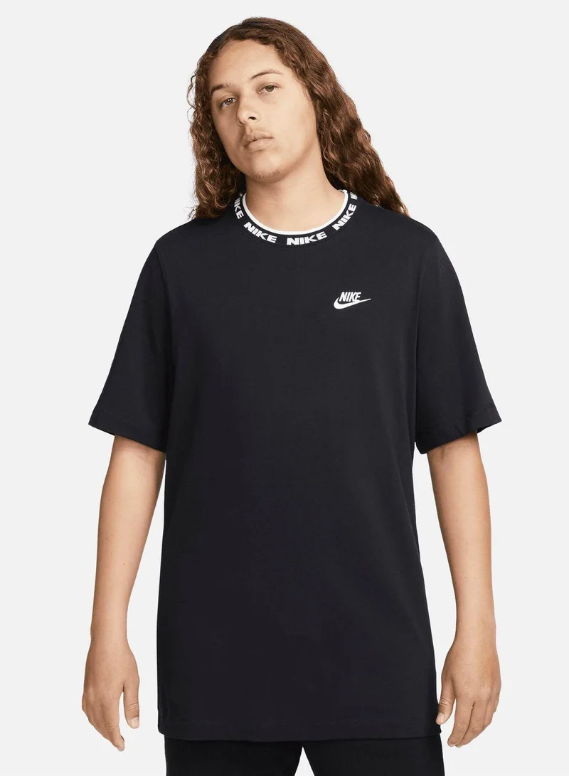 Nike Men's Sportswear Club T-Shirt