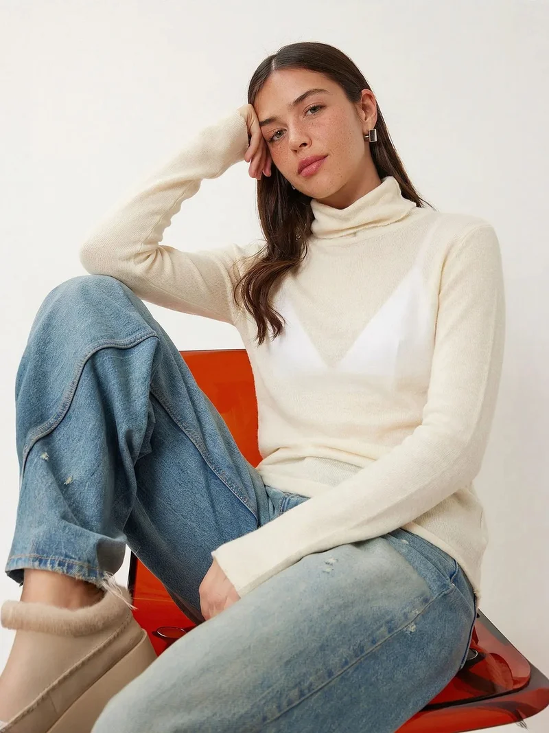 السعادة في إسطنبول ISTANBUL Slim Fit Turtleneck Long Sleeve Transparent Blouse