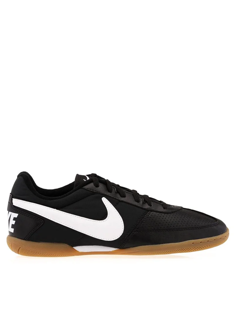 Nike Davinho Football Shoes