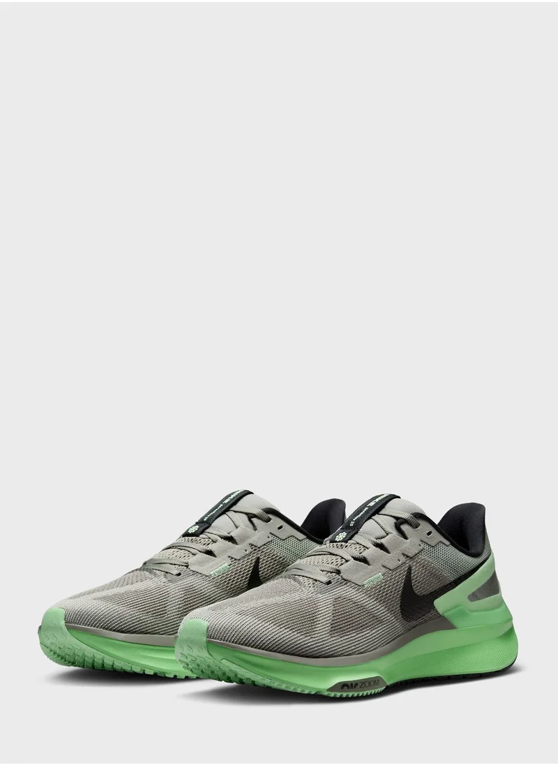 Nike Air Zoom Structure 25
