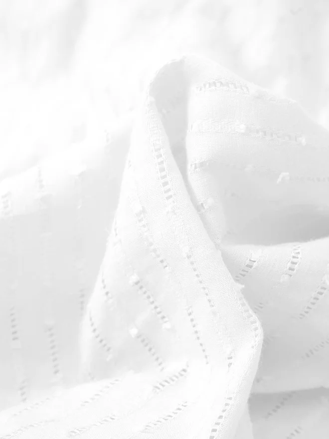 تايك تو Take Two Casual White Solid Ruffle Sleeve V Neck Midi Dress