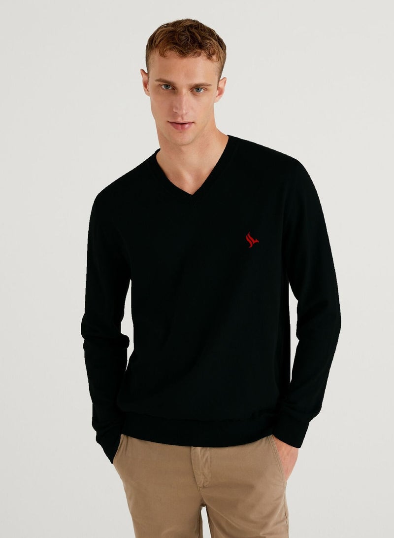 Phoenix PHOENIX Black Cotton Men's Pullover V Neck - Image 1