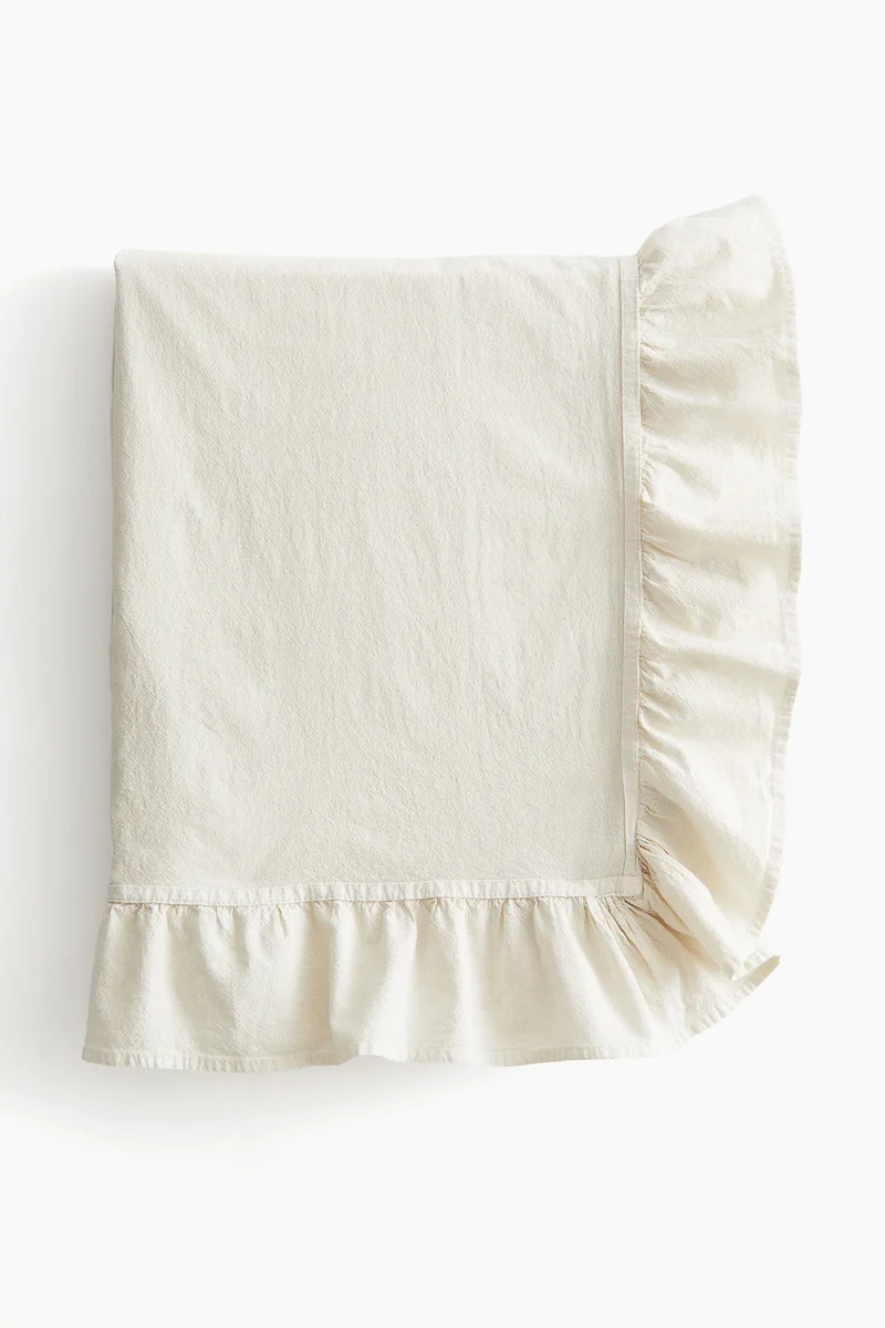 H&M Frill-trimmed tablecloth