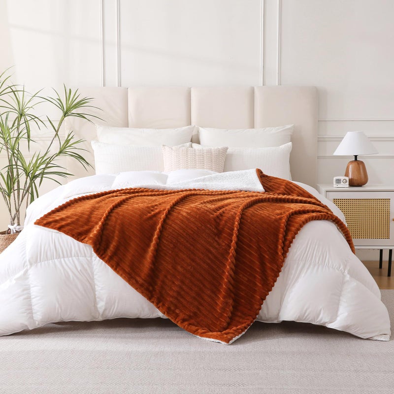 Linecooo Burnt Orange Sherpa Fleece Throw Blanket 50â€Ã—60â€ for Couch Sofa Bed,Double Side Soft Fuzzy Cozy Plush Thick Flannel Blanket with Striped Design Gift for Mother Woman - Image 4