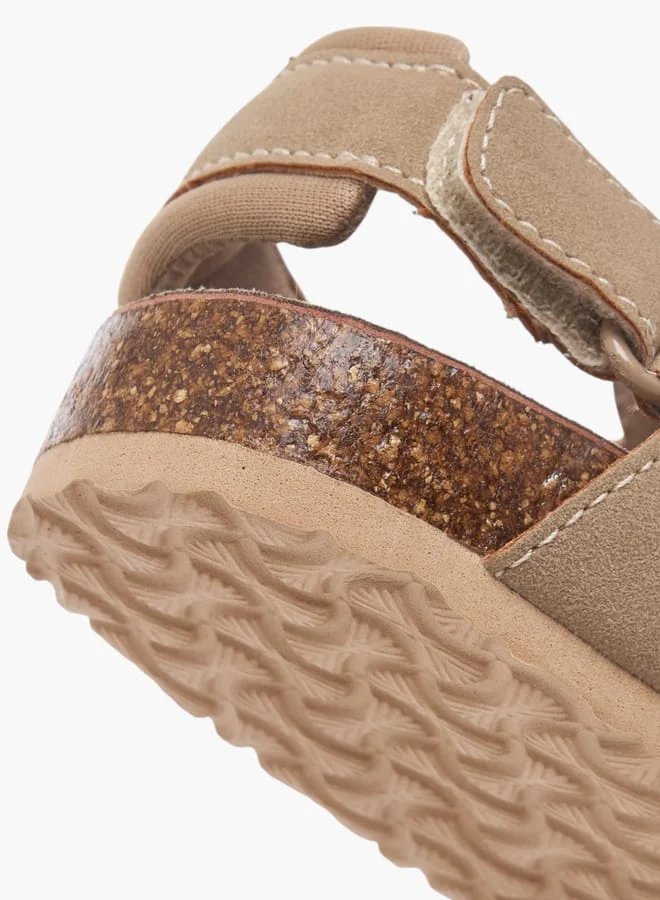 جونيورز Boys Solid Sandals With Hook And Loop Closure
