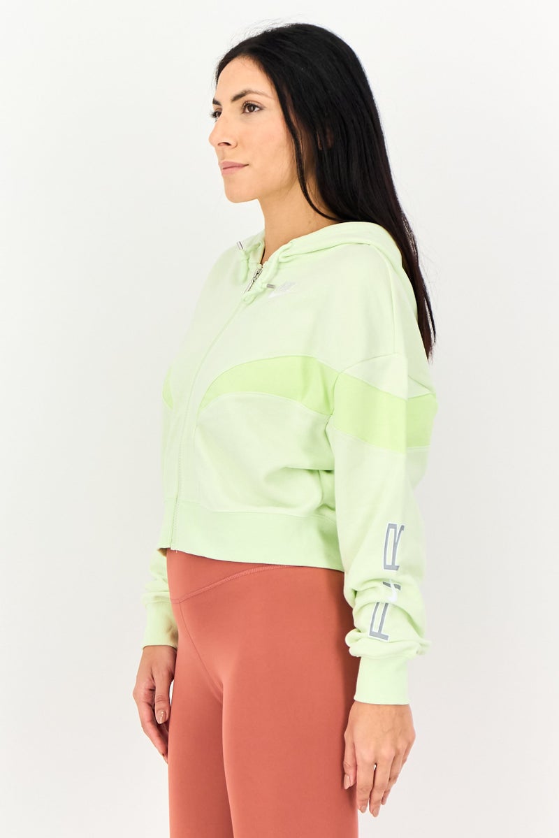 Nike هودي خارجي طويل الأكمام للنساء بحجم كبير، أخضر نعناعي - Image 4