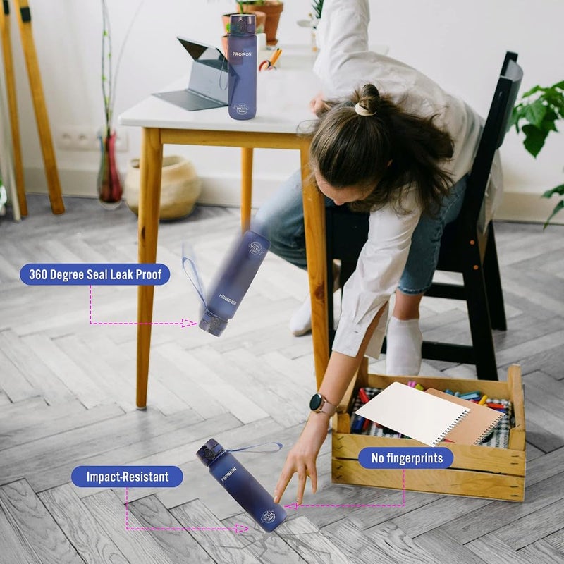 برو آيرون زجاجة مياه PROIRON سعة 0.5 لتر/1 لتر مقاومة للتسرب، خالية من مادة BPA، مصنوعة من بلاستيك TRITAN، مناسبة للصالة الرياضية وركوب الدراجات والتخييم والأنشطة الخارجية، مزودة بمحرك لخلط البروتينات، غطاء قابل للقلب ومرشح قابل للإزالة - Image 4