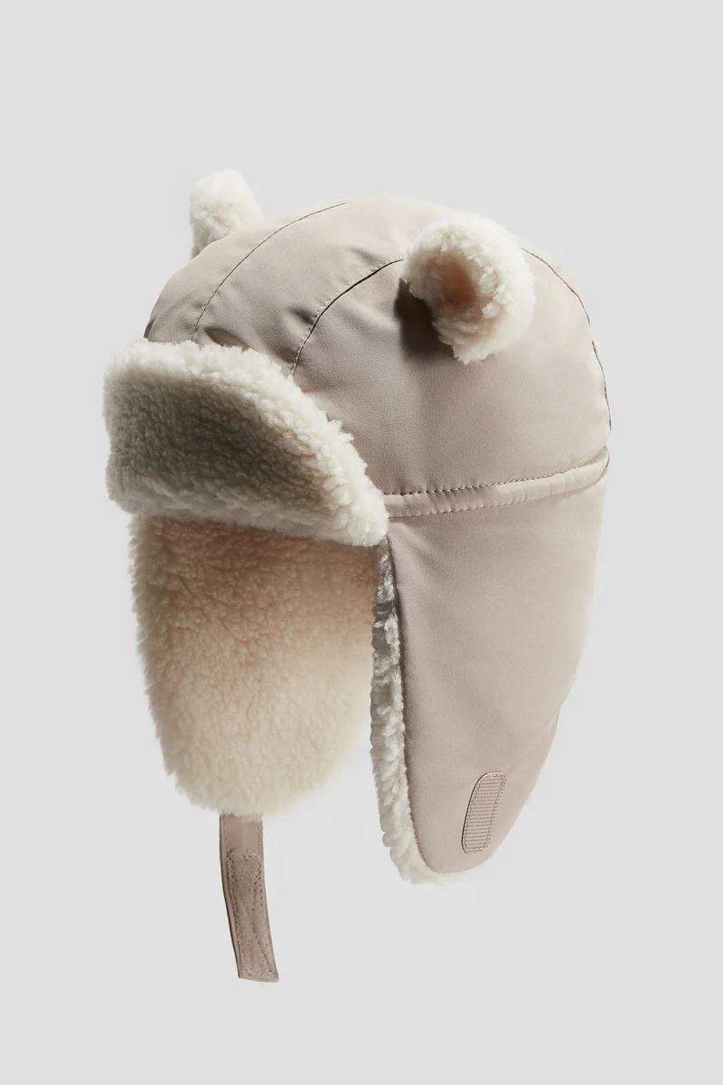 اتش اند ام قبعة من نسيج مقاوم للماء