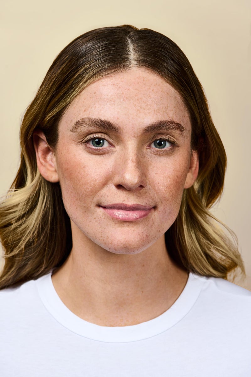 Burt's Bees 100% Natural Moisturizing Lip Shimmer, Strawberry - 1 Tube - Image 4