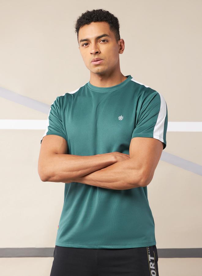 Cult Men Shoulder Pop Active Lightweight T-Shirt - Image 1