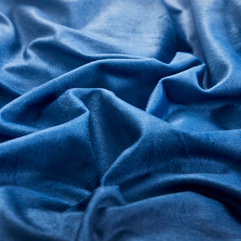 Karever Blue White Lradient Comforter Set Cal King Blue Velvet Flevet Comforter Modern Plain White and Royal Blue Tradient Soft Soft Farmhouse Flannel Comfort - Image 4