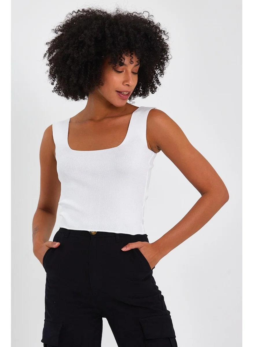 الكسندر جاردي Square Neck Crop Undershirt (A90779-S)