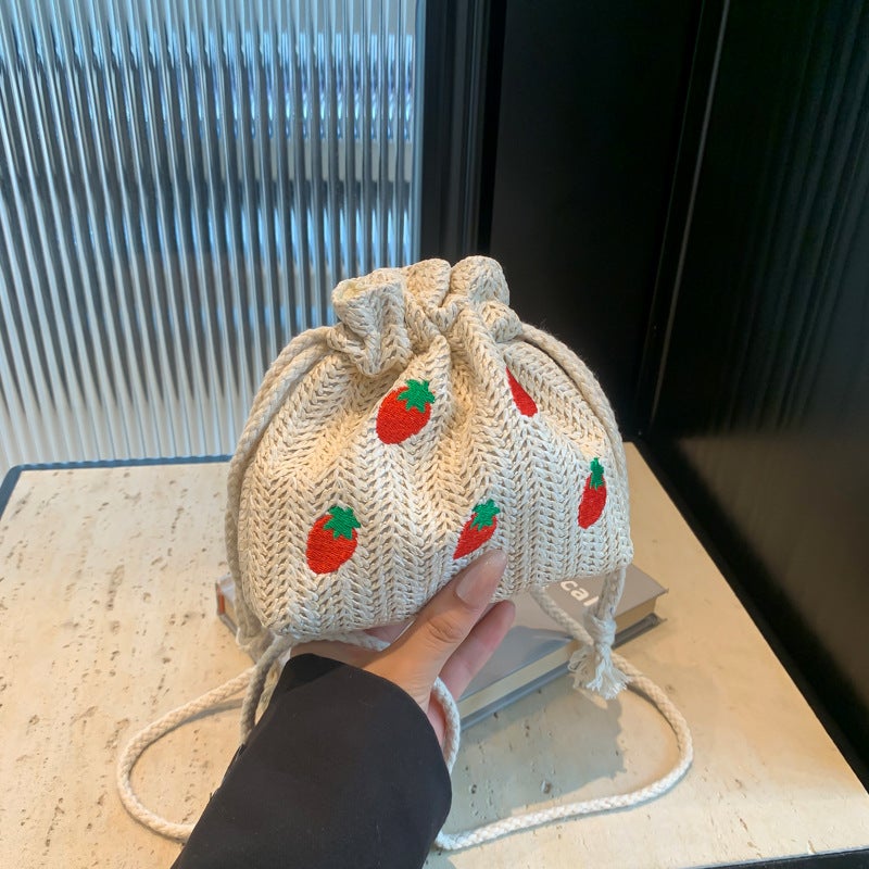 Summer Fashion French Retro Straw Bag Strawberry Embroidered Crossbody Bucket Bag 2024 Strap Woven Casual Women'S Bag - Image 2