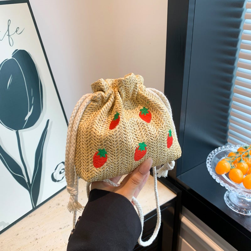 Summer Fashion French Retro Straw Bag Strawberry Embroidered Crossbody Bucket Bag 2024 Strap Woven Casual Women'S Bag - Image 5