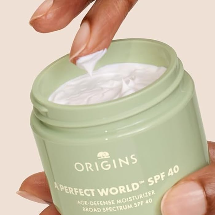 Origins أوريجنز عالم مثالي مرطب مضاد للشيخوخة مع SPF 40 | يرطب ويساعد في تأخير علامات الشيخوخة المرئية | مع مضادات الأكسدة، 1.7 أونصة سائلة - Image 3