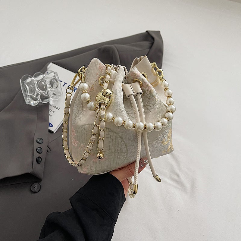 New Chinese Style Bag Women'S Pearl Handbag 2025 Embroidered Bucket Bag Fashion Shoulder Messenger Bag