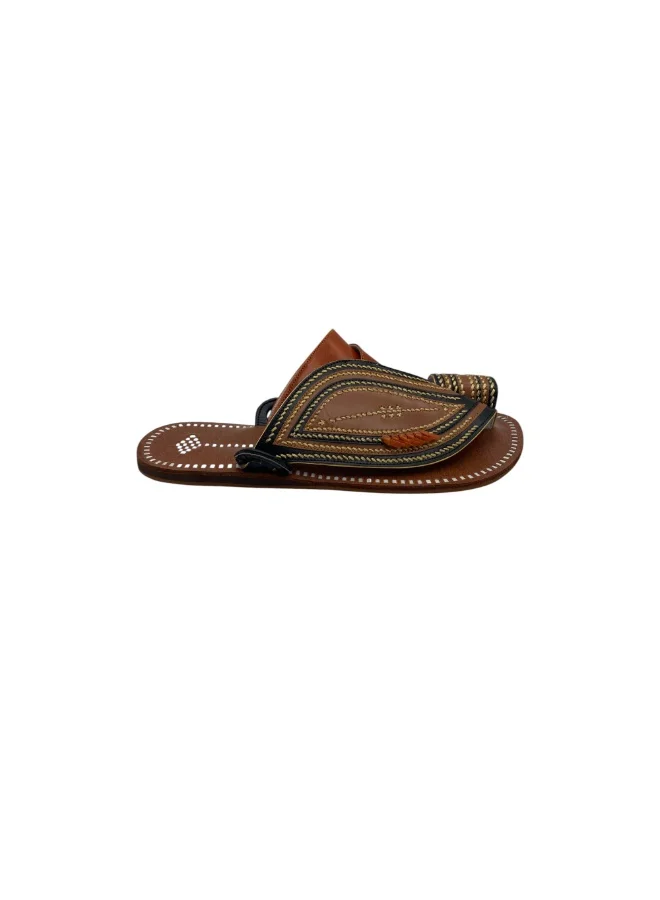 AL Fanoos Handcrafted heritage leather slippers