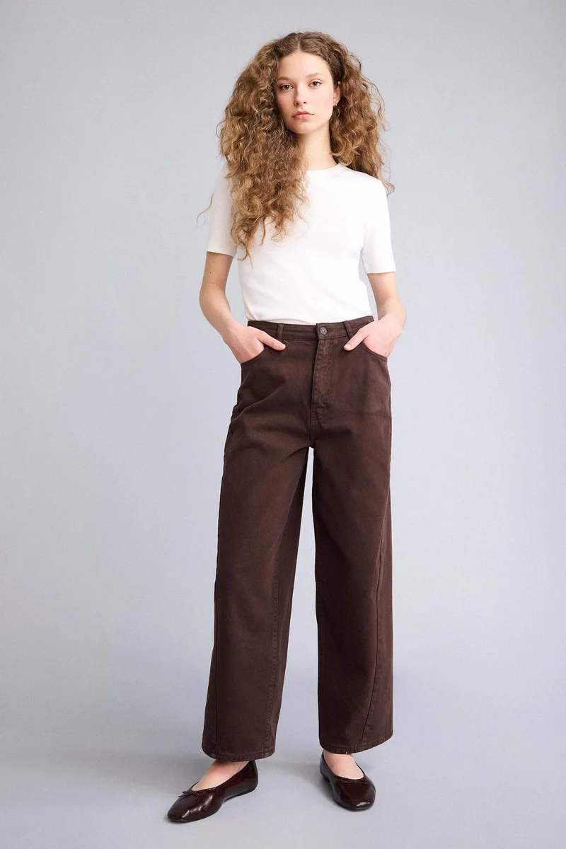 ديفاكتو Baggy Fit Gabardine Trousers
