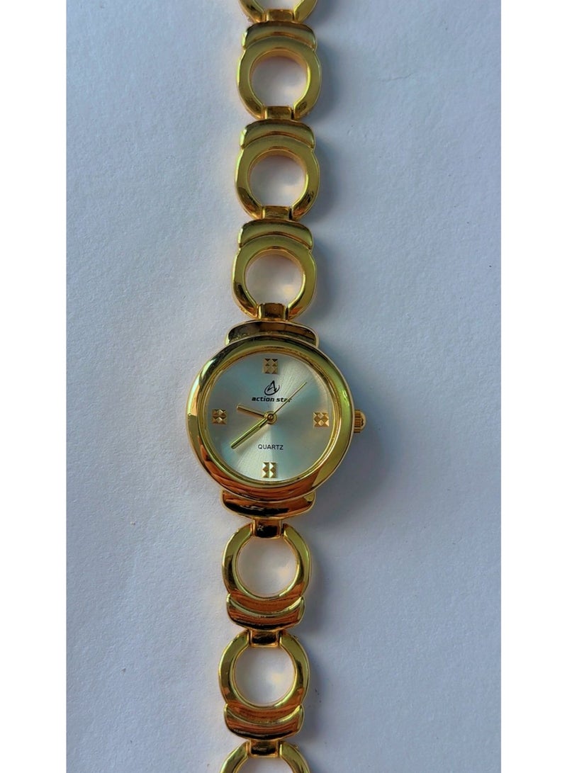 Action Star 🔥 BRAND NEW Action Star Luxury Gold-Tone Women's Quartz Watch – Elegant Chain-Link Bracelet & Stainless Steel Back (Water Resistant) - Image 3