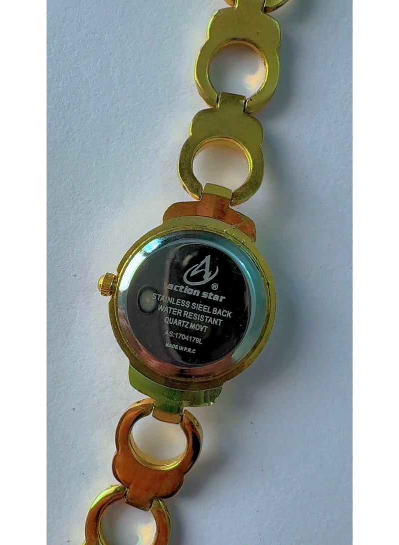 Action Star 🔥 BRAND NEW Action Star Luxury Gold-Tone Women's Quartz Watch – Elegant Chain-Link Bracelet & Stainless Steel Back (Water Resistant) - Image 2