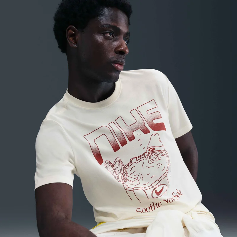 Nike Men's Sportswear T-Shirt
