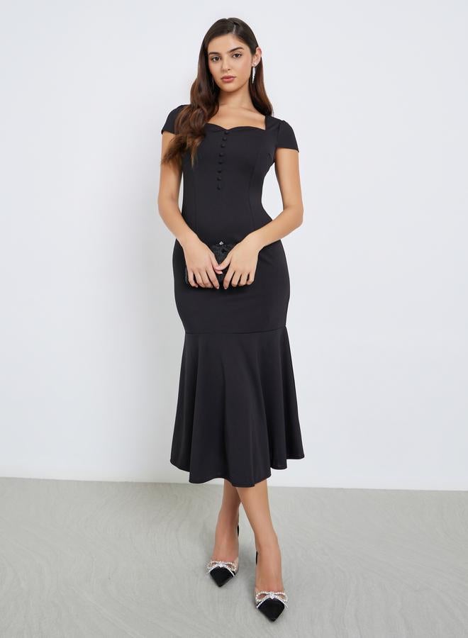 Styli Solid Sweetheart Neck Bodycon Midi Dress - Image 2