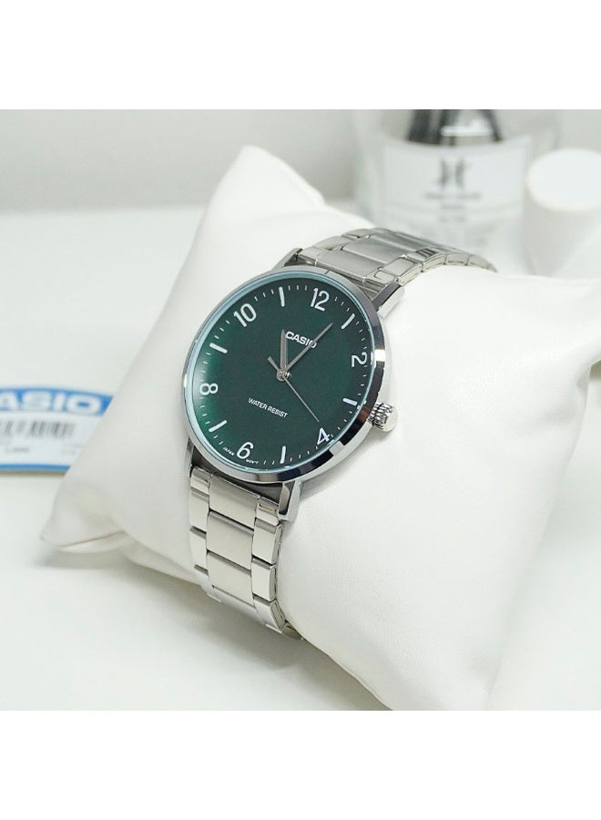 Casio MTP-VT03D-3BDF Men’s Analog Watch – Green Dial, Silver Stainless Steel Band, Slim & Stylish Design - Image 4