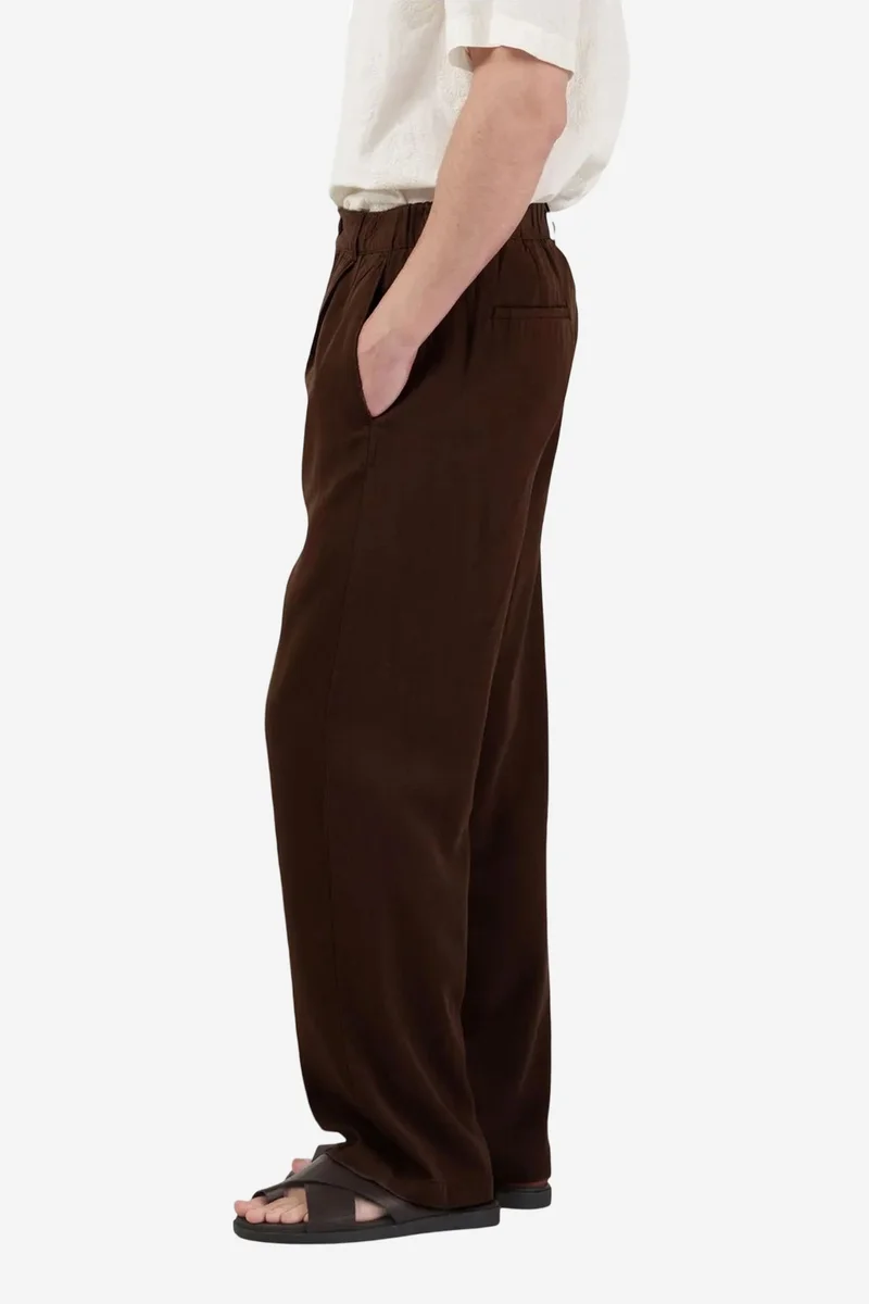 Giesto Beaver Brown GIESTO High Waist Wide Leg Pleated Trousers for Men | Best Price UAE