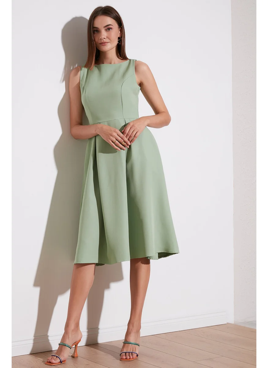 ليلا Crew Neck Pocket Pleated Midi Dress Women's Dress 6051963