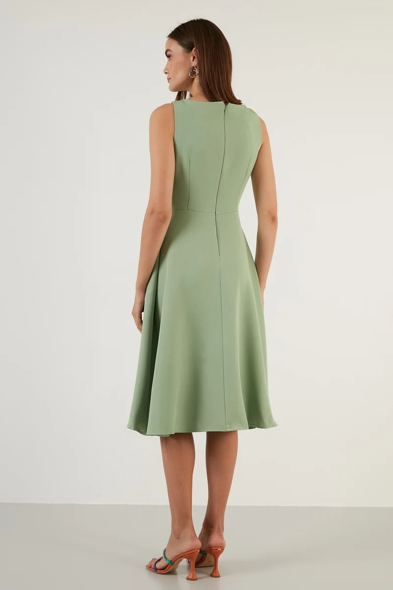 ليلا Sleeveless A-Line Dress