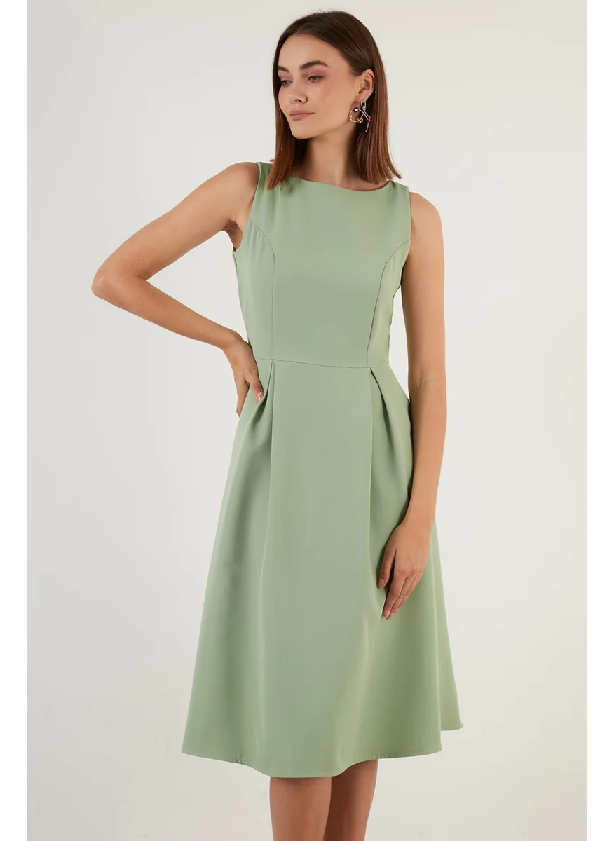 ليلا Crew Neck Pocket Pleated Midi Dress Women's Dress 6051963