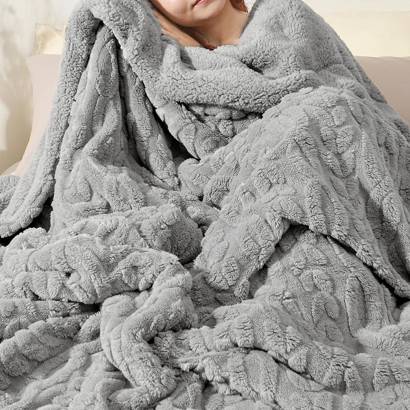 PHF Fluffy Sherpa Blanket King Size for Winter, Warm and Soft, 510GSM 3D Jacquard Thick Shaggy Fleece Plush Blanket for Sofa Bed, Grey, 108"x90" - Image 4