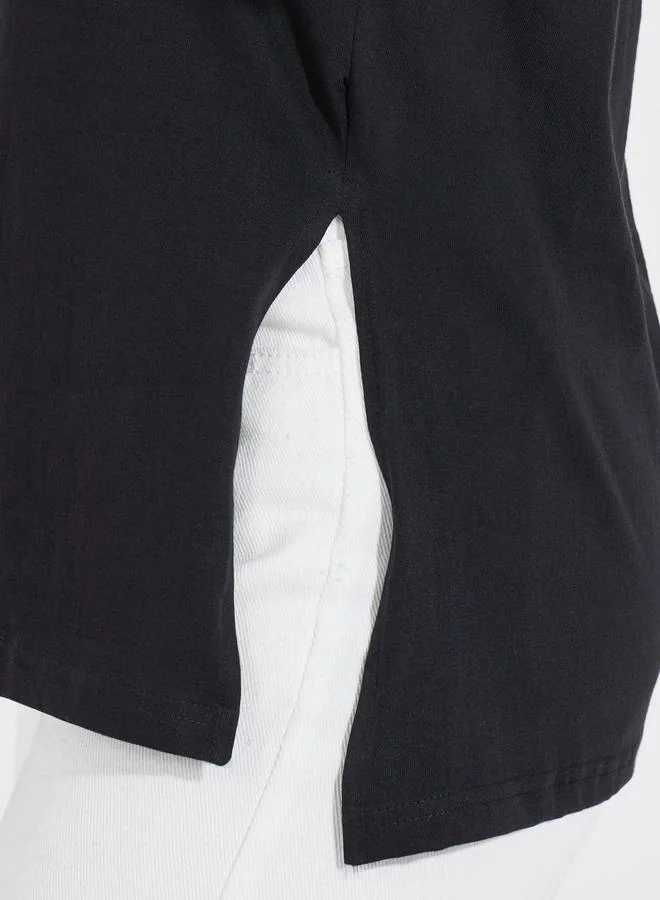 Styli High-Low Hem Slit Detail Printed T-Shirt