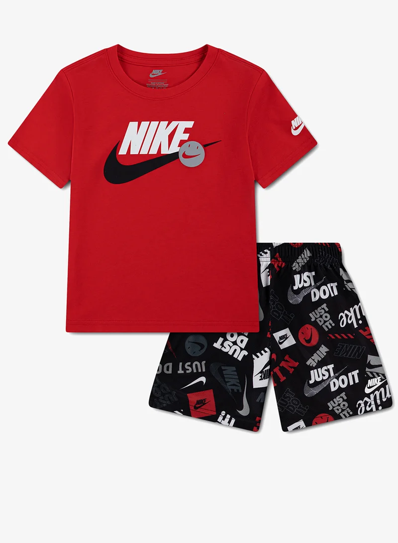 نايكي طقم شورتات أطفال بطبعة كاملة